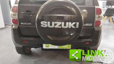 Suzuki Grand Vitara 1.9 DDiS 3 porte Evolution (11)