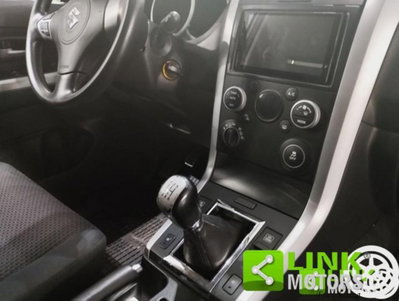 Suzuki Grand Vitara 1.9 DDiS 3 porte Evolution (16)