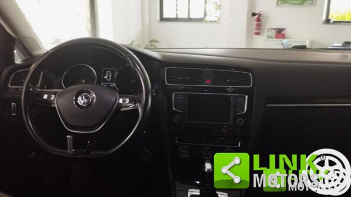 Volkswagen Golf 1.6 TDI 110 CV DSG 5p. Highline BlueMotion Technology (11)