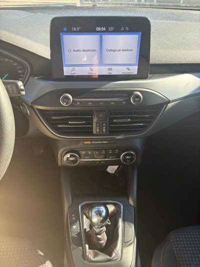 Ford Focus 1.0 EcoBoost Hybrid 125 CV Powershift 5p. ST-Line (17)
