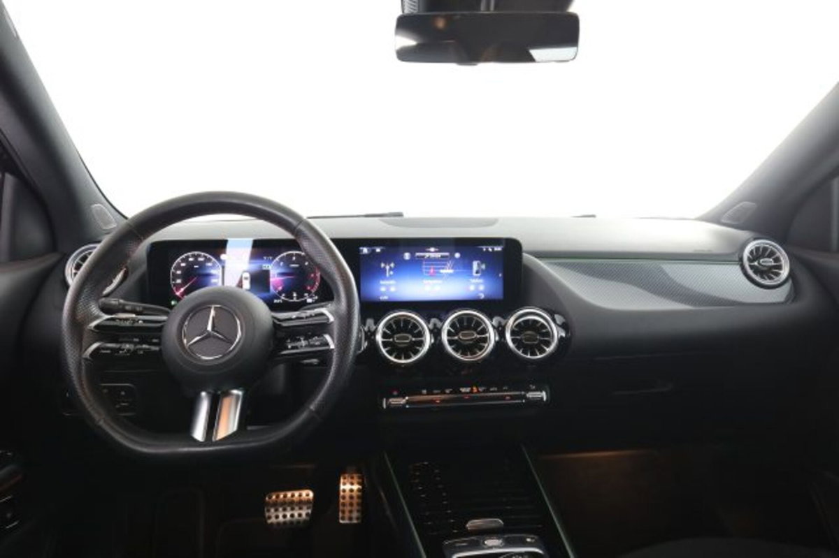 Mercedes-Benz CLA Shooting Brake 200 d Automatic 4Matic Shooting Brake Premium (4)