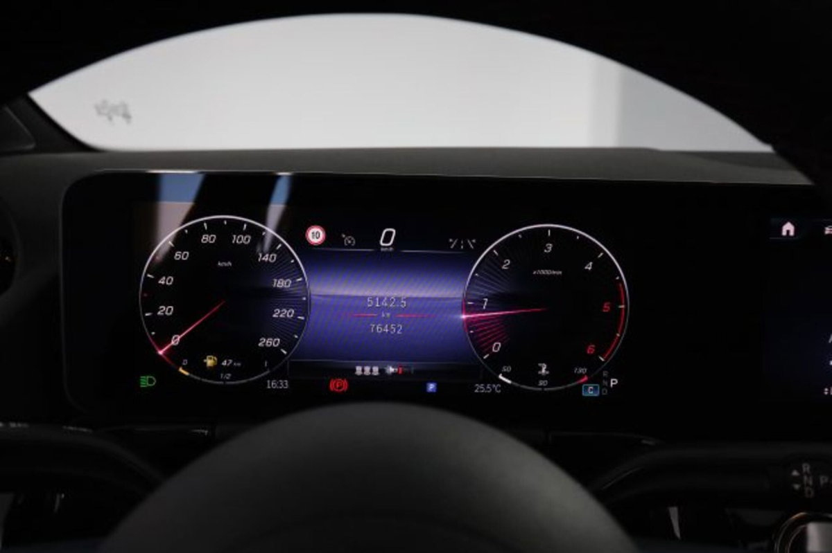 Mercedes-Benz CLA Shooting Brake 200 d Automatic 4Matic Shooting Brake Premium (7)