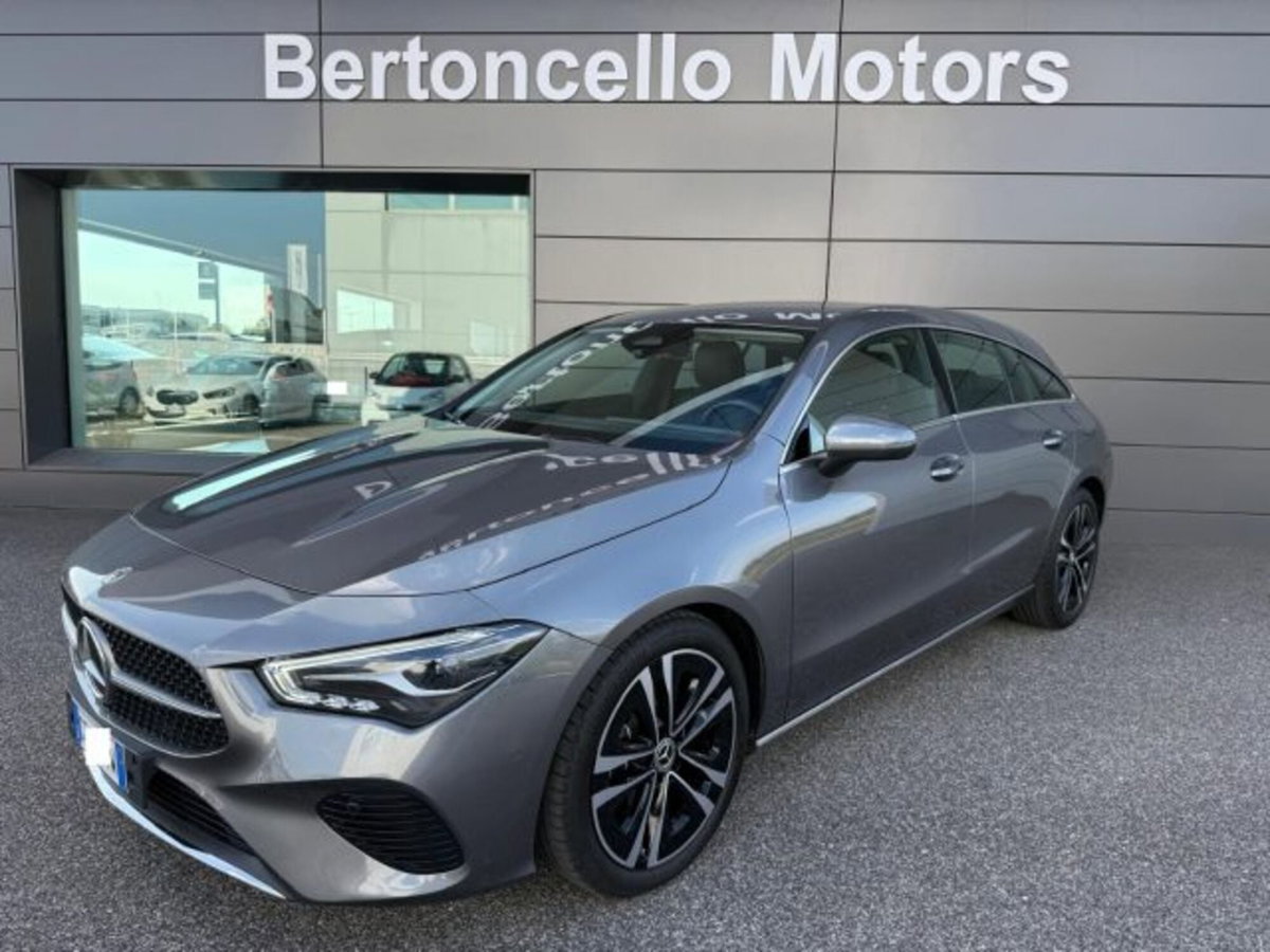 Mercedes-Benz CLA Shooting Brake 180 d Automatic Shooting Brake Sport
