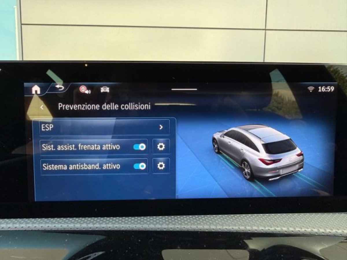 Mercedes-Benz CLA Shooting Brake 180 d Automatic Shooting Brake Sport (17)