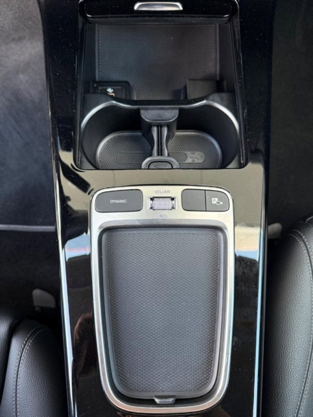 Mercedes-Benz CLA Shooting Brake 180 d Automatic Shooting Brake Sport (20)