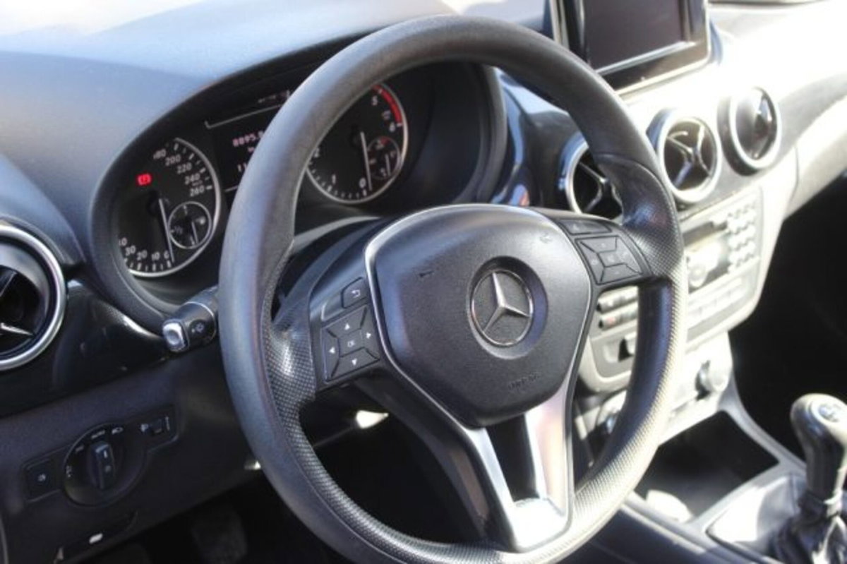 Mercedes-Benz Classe B 180 CDI Executive (7)
