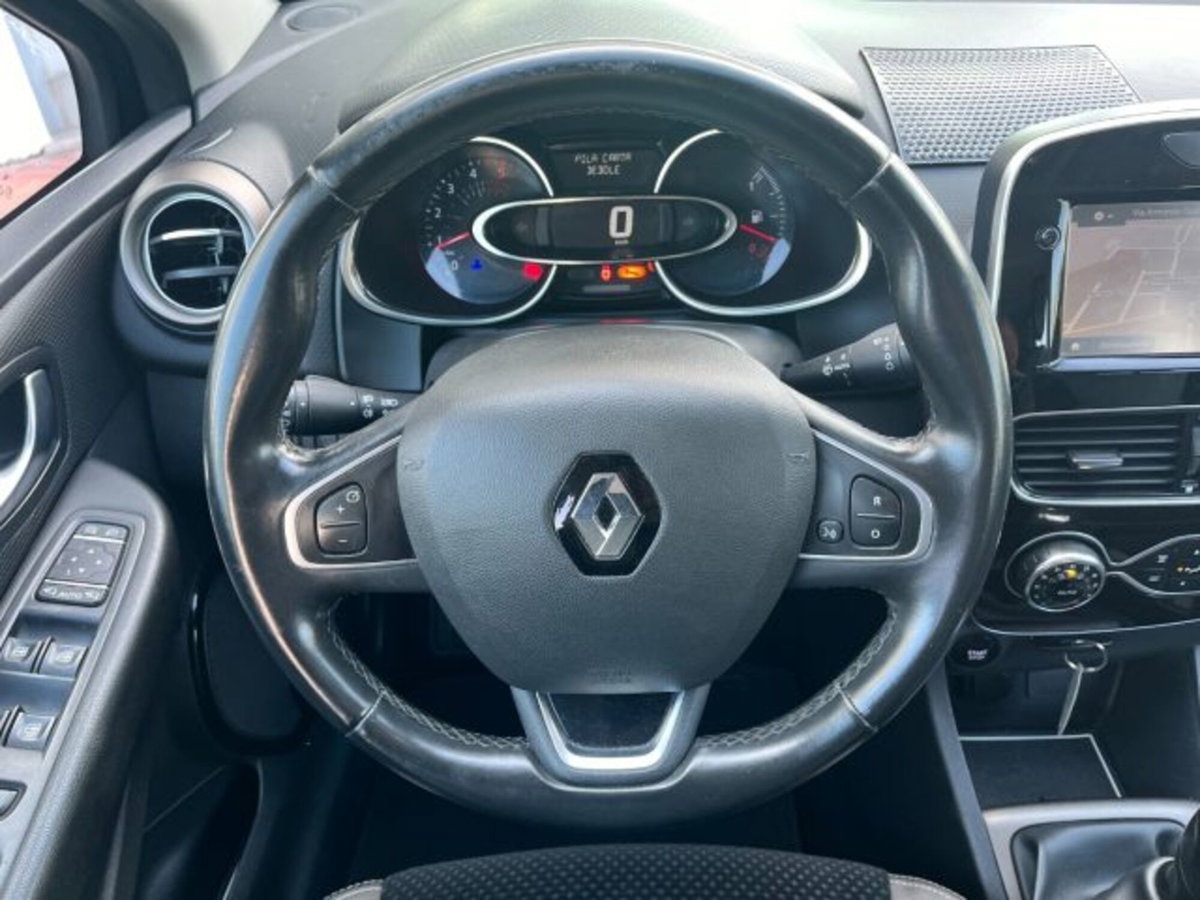 Renault Clio dCi 8V 75 CV Start&Stop 5 porte Energy Intens (18)