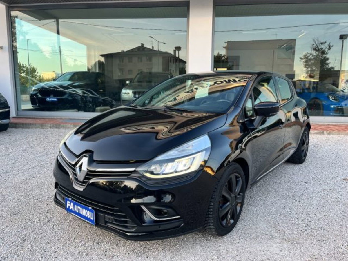 Renault Clio dCi 8V 75 CV Start&Stop 5 porte Energy Intens (2)