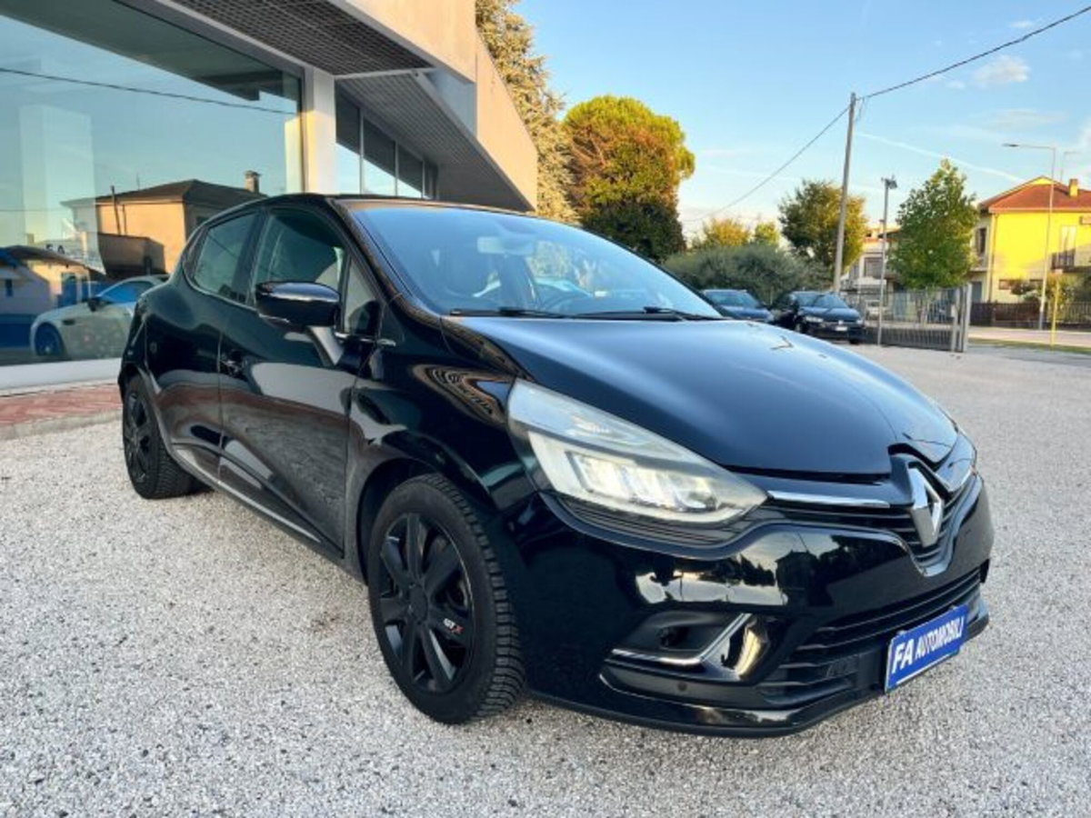 Renault Clio dCi 8V 75 CV Start&Stop 5 porte Energy Intens (4)
