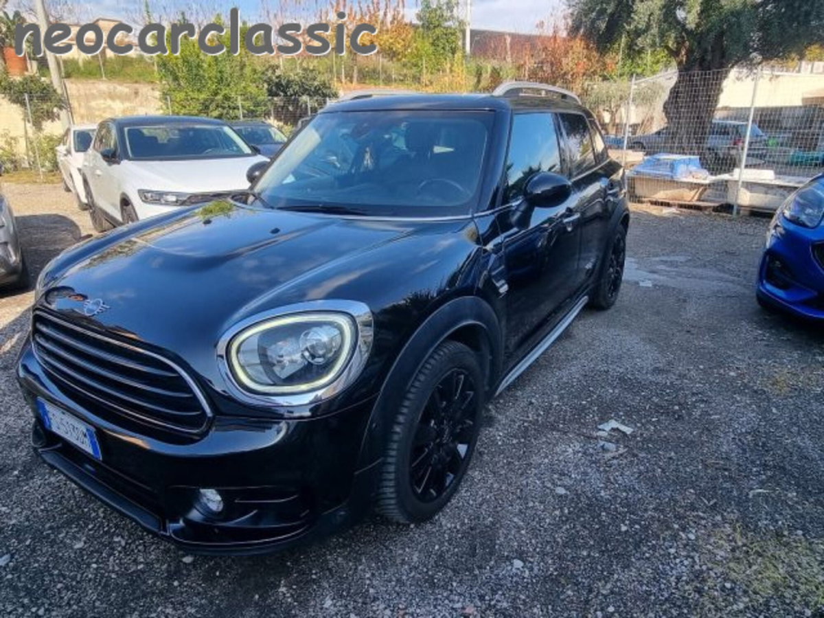MINI Mini Countryman 2.0 Cooper D Essential Countryman (2)