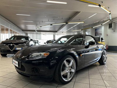 Mazda MX-5 Roadster 1.8L Fire (17)