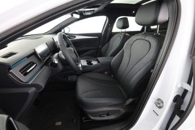 Byd Seal 6 DM-i Station Wagon 1.5 phev Comfort Lite (2)