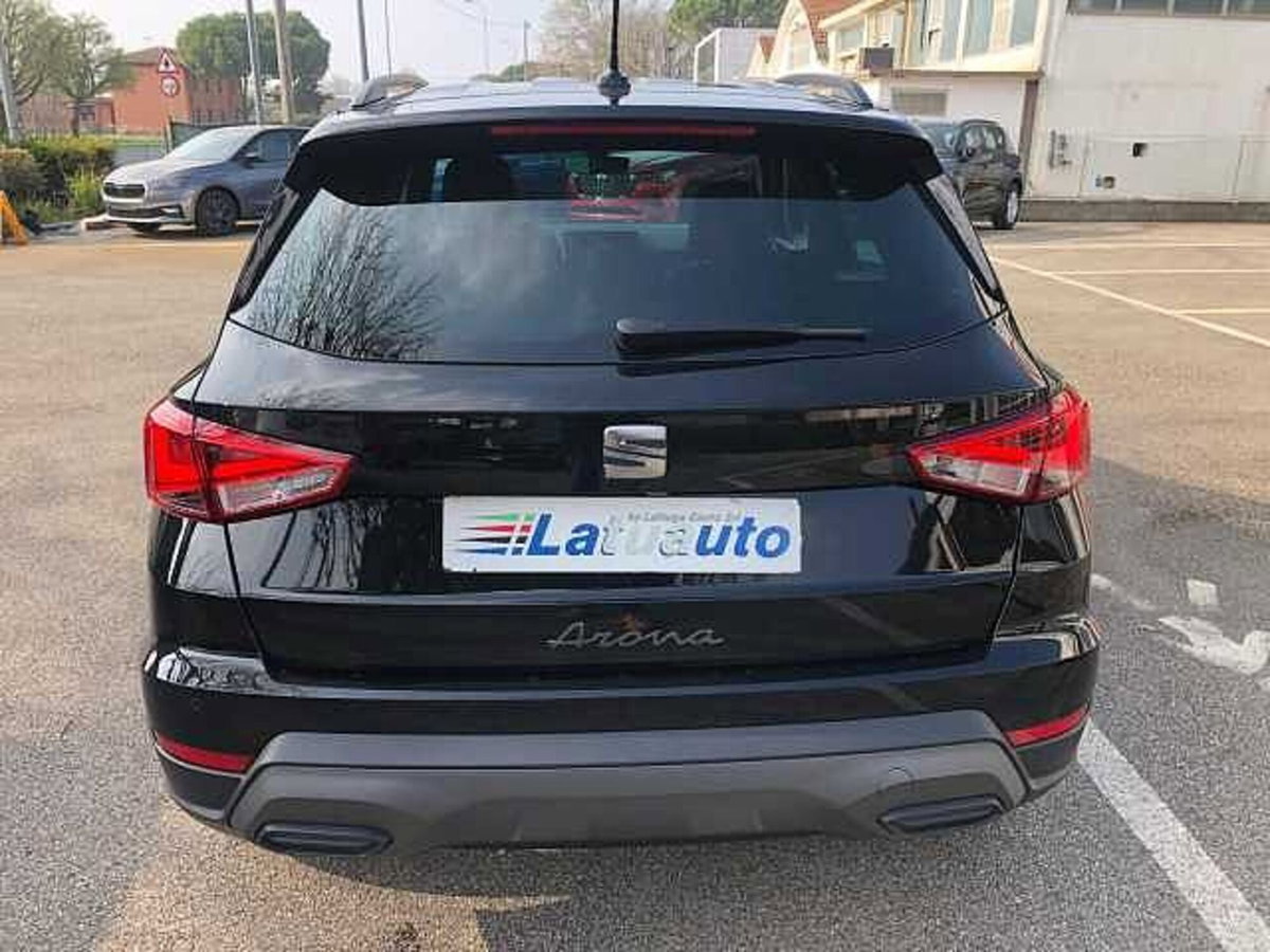 SEAT Arona 1.0 EcoTSI Black Edition (8)