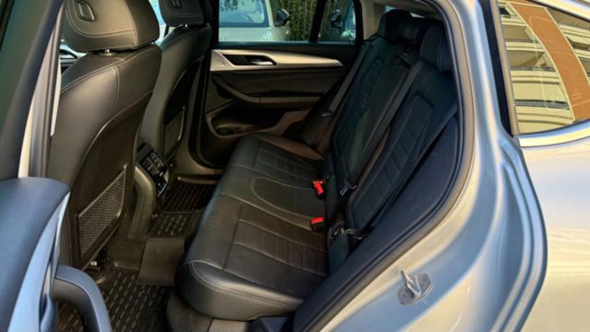 BMW X4 xDrive20d Business Advantage (15)