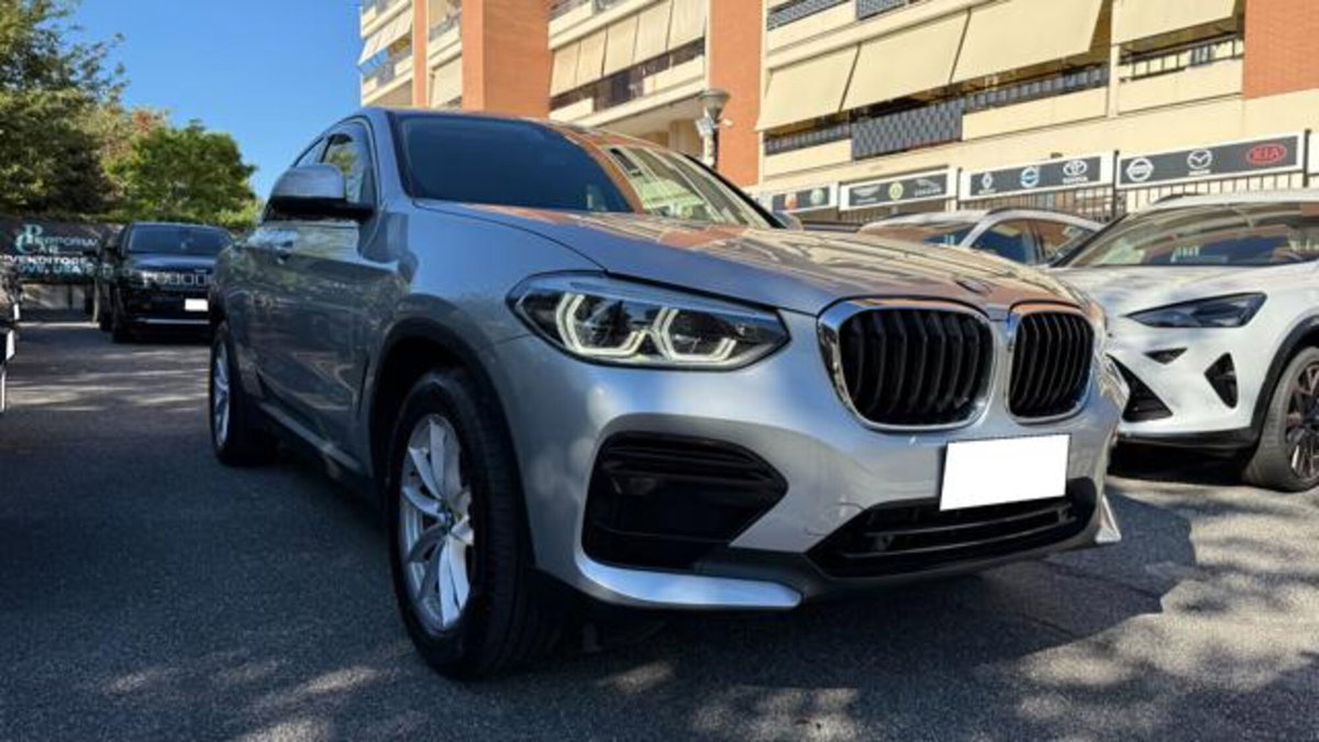 BMW X4 xDrive20d Business Advantage (2)