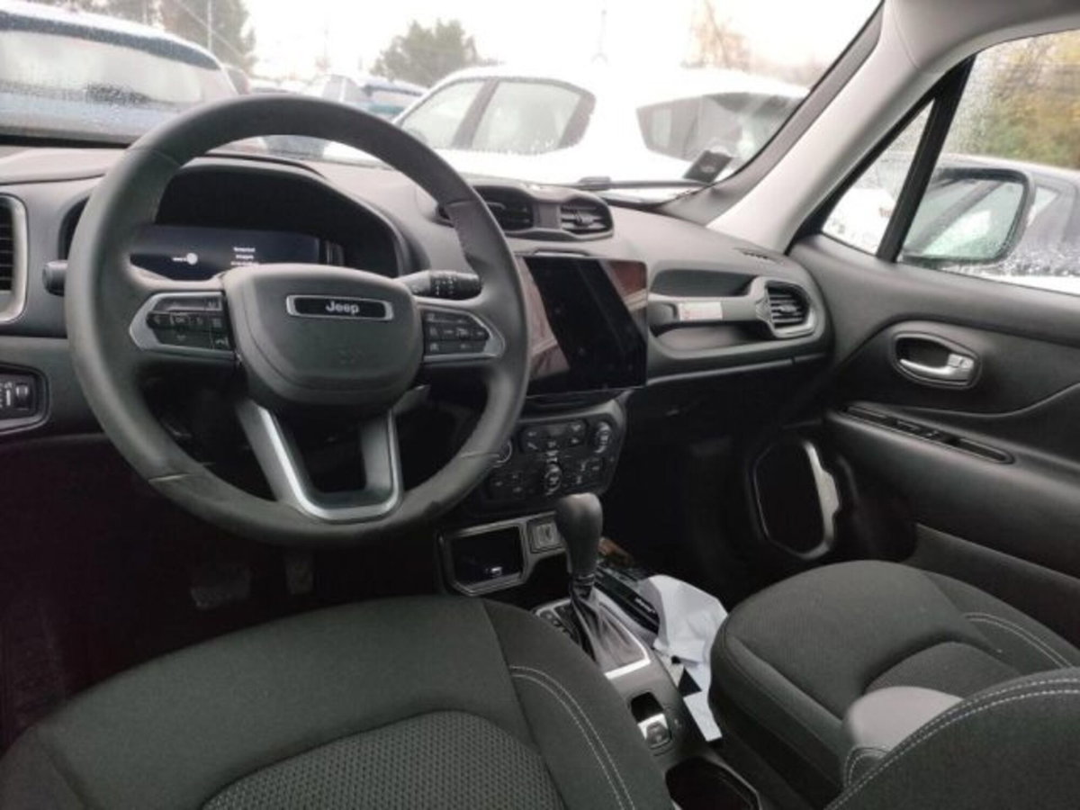 Jeep Renegade 1.5 turbo t4 mhev Summit 2wd dct (6)