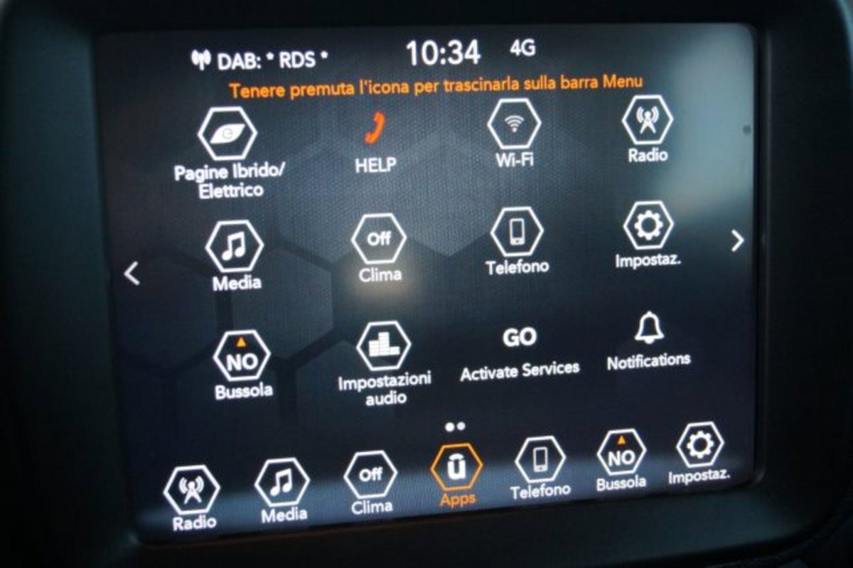 Jeep Renegade 1.3 T4 190CV PHEV 4xe AT6 Limited (12)