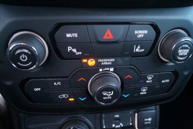Jeep Renegade 1.3 T4 190CV PHEV 4xe AT6 Limited (13)