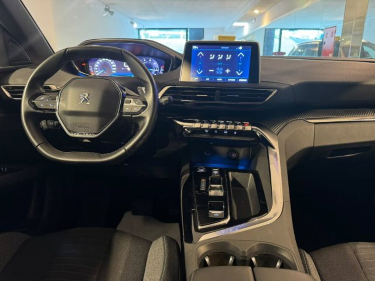 Peugeot 5008 1.5 bluehdi GT s&s 130cv eat8 (12)