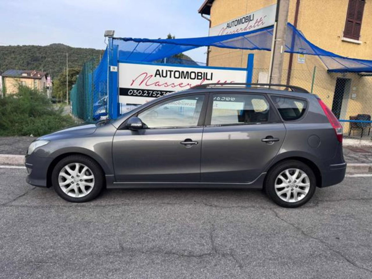 Hyundai i30 Station Wagon 1.4 Comfort (4)