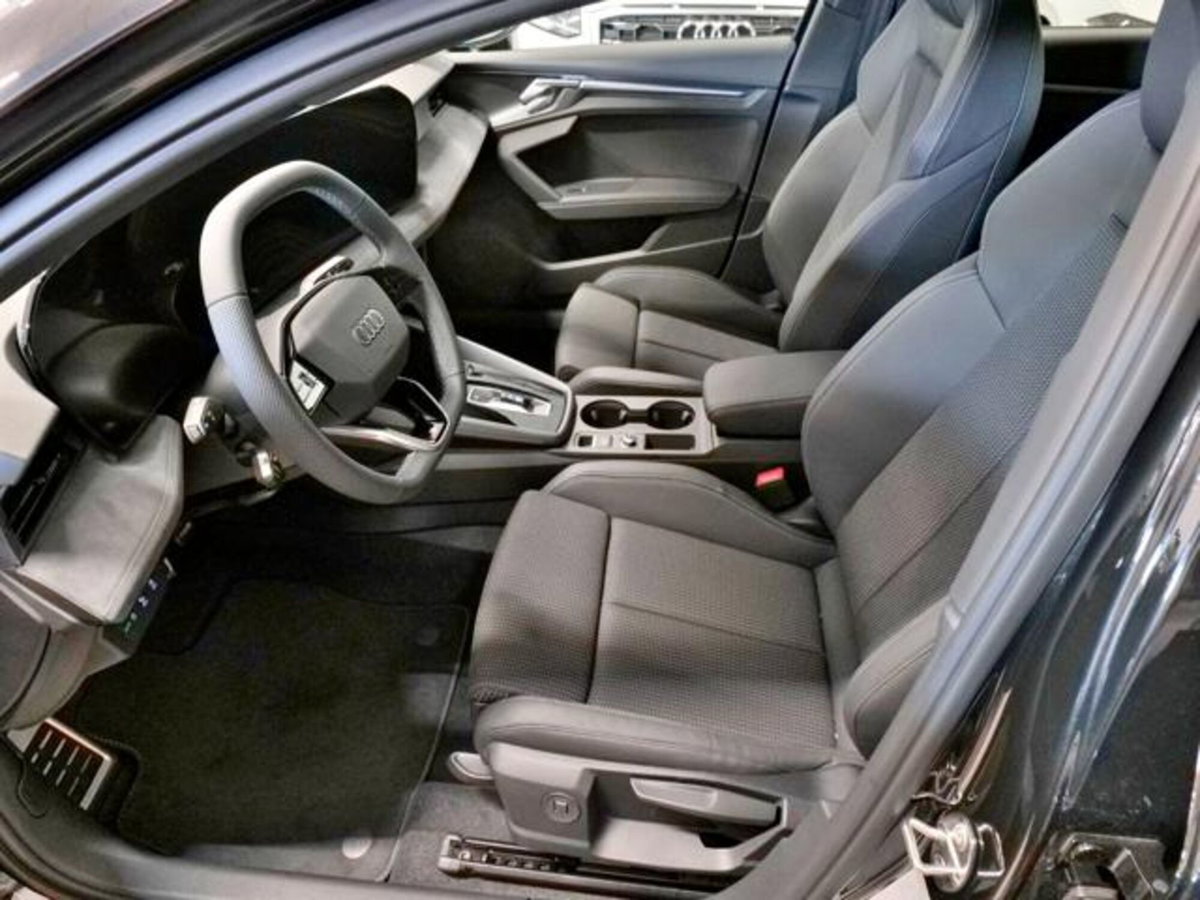 Audi A3 Sportback 2.0 tdi Business 150cv s-tronic (5)