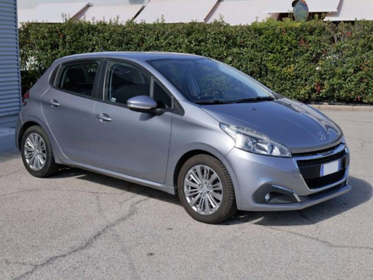 Peugeot 208 82 5p. GPL Active (4)