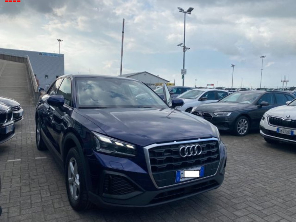 Audi Q2 Q2 35 TDI quattro S tronic Business Plus (11)