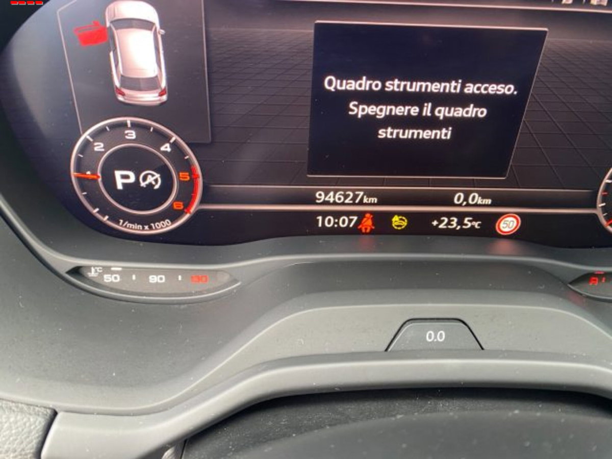 Audi Q2 Q2 35 TDI quattro S tronic Business Plus (9)