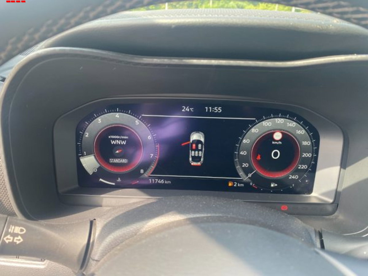 Nissan Juke 1.0 dig-t N-Connecta 114cv (10)