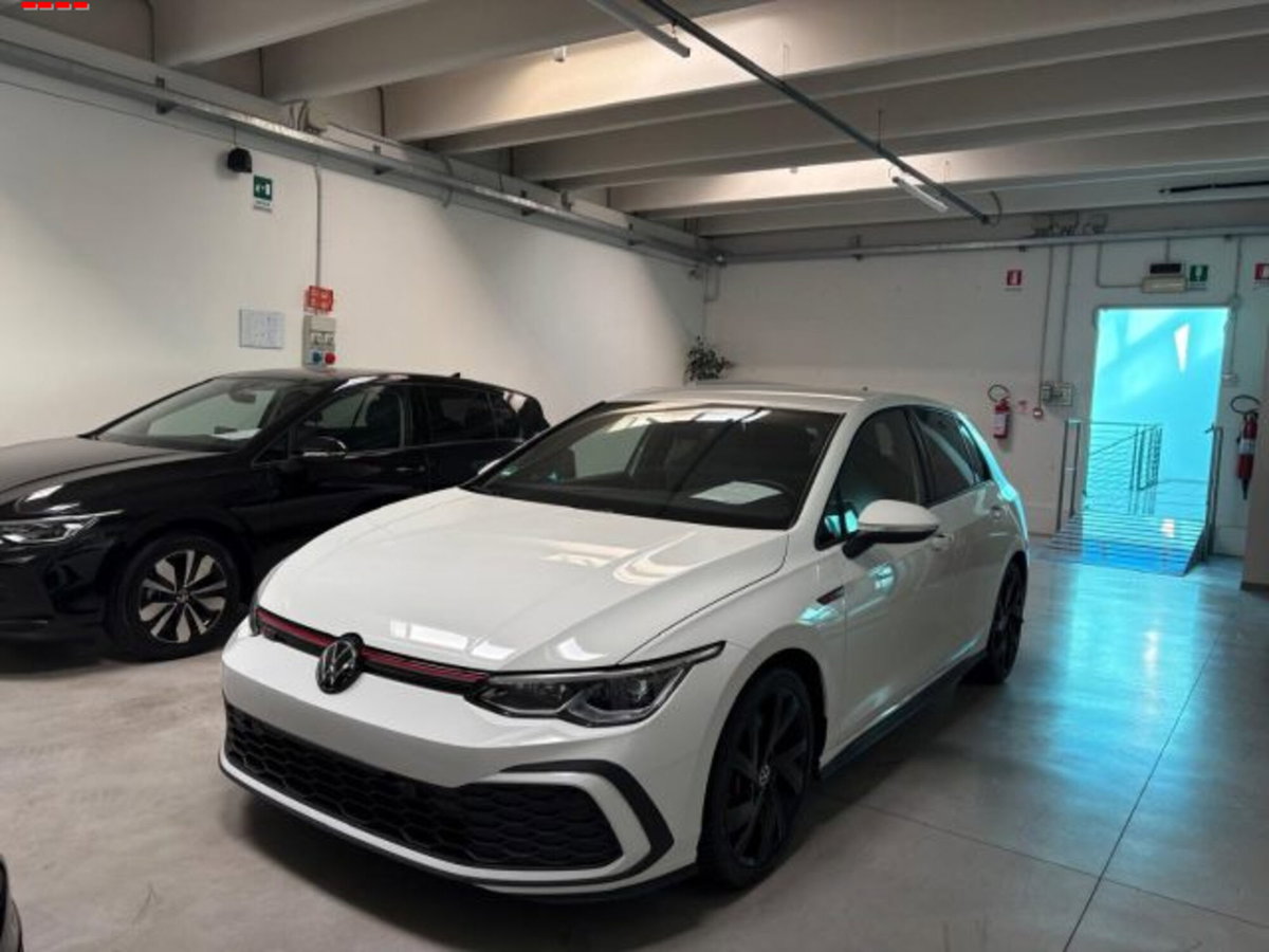 Volkswagen Golf 2.0 TSI GTI DSG (5)