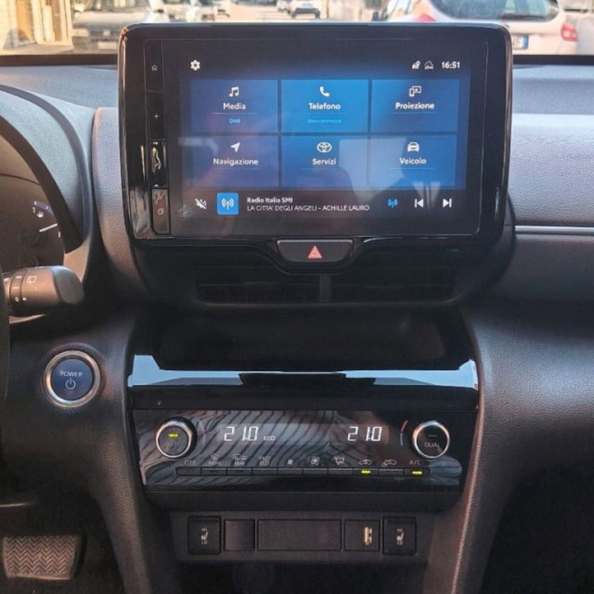 Toyota Yaris Cross 1.5 Hybrid 5p. E-CVT Lounge (10)