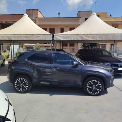 Toyota Yaris Cross 1.5 Hybrid 5p. E-CVT Lounge (2)