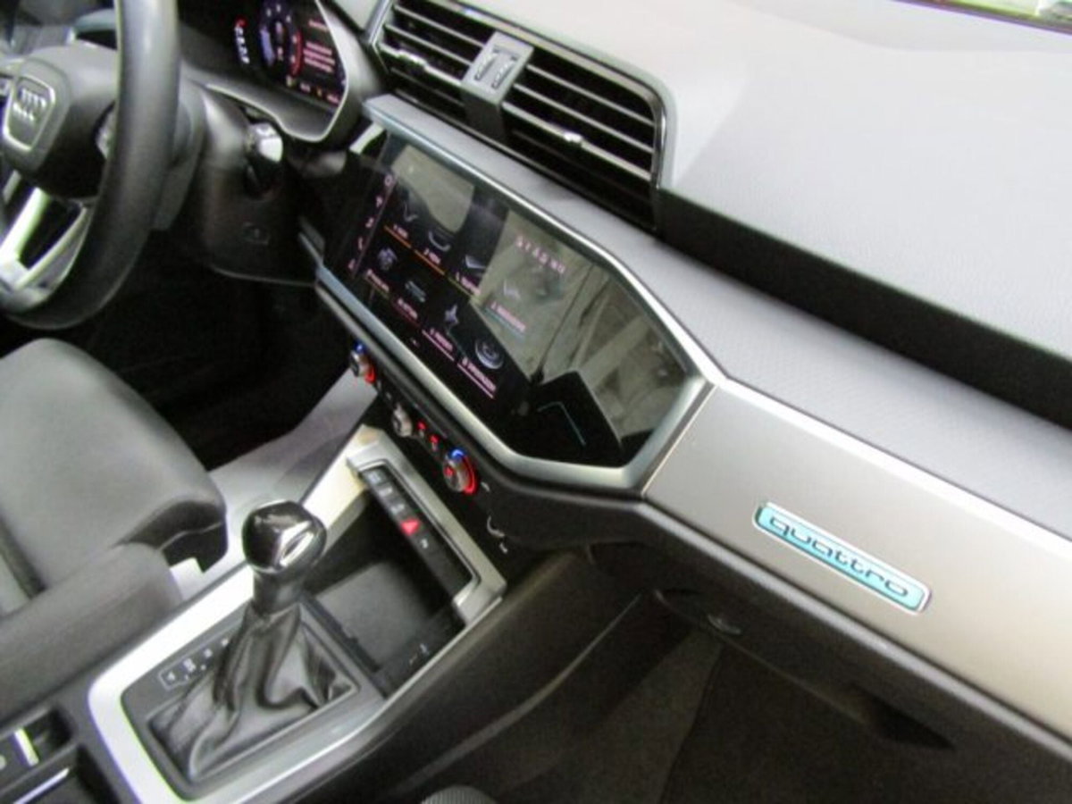 Audi Q3 Sportback Sportback 35 2.0 tdi s-tronic (16)