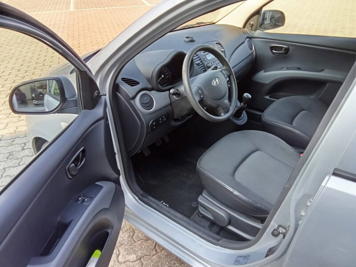 Hyundai i10 1.1 12V Sound Edition (14)
