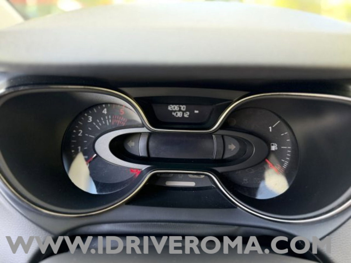 Renault Captur dCi 8V 90 CV EDC Business (12)