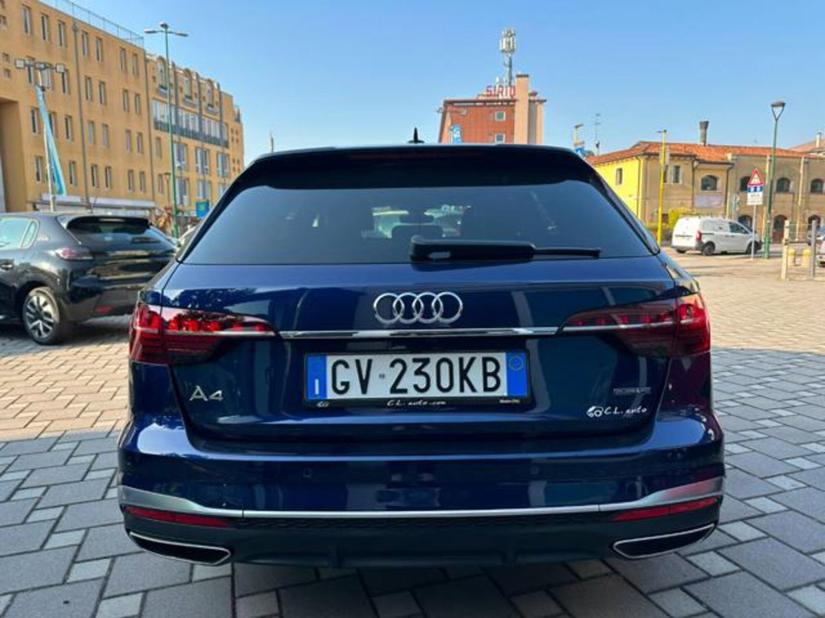 Audi A4 Avant 40 TDI quattro S tronic S line edition (5)