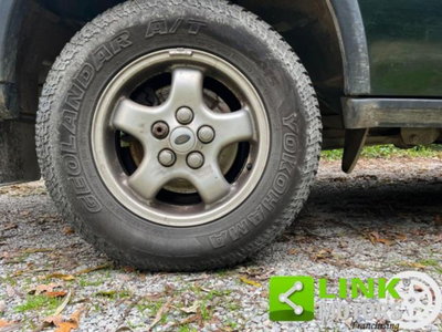 Land Rover Discovery 2.5 Td5 5 porte Vogue (8)