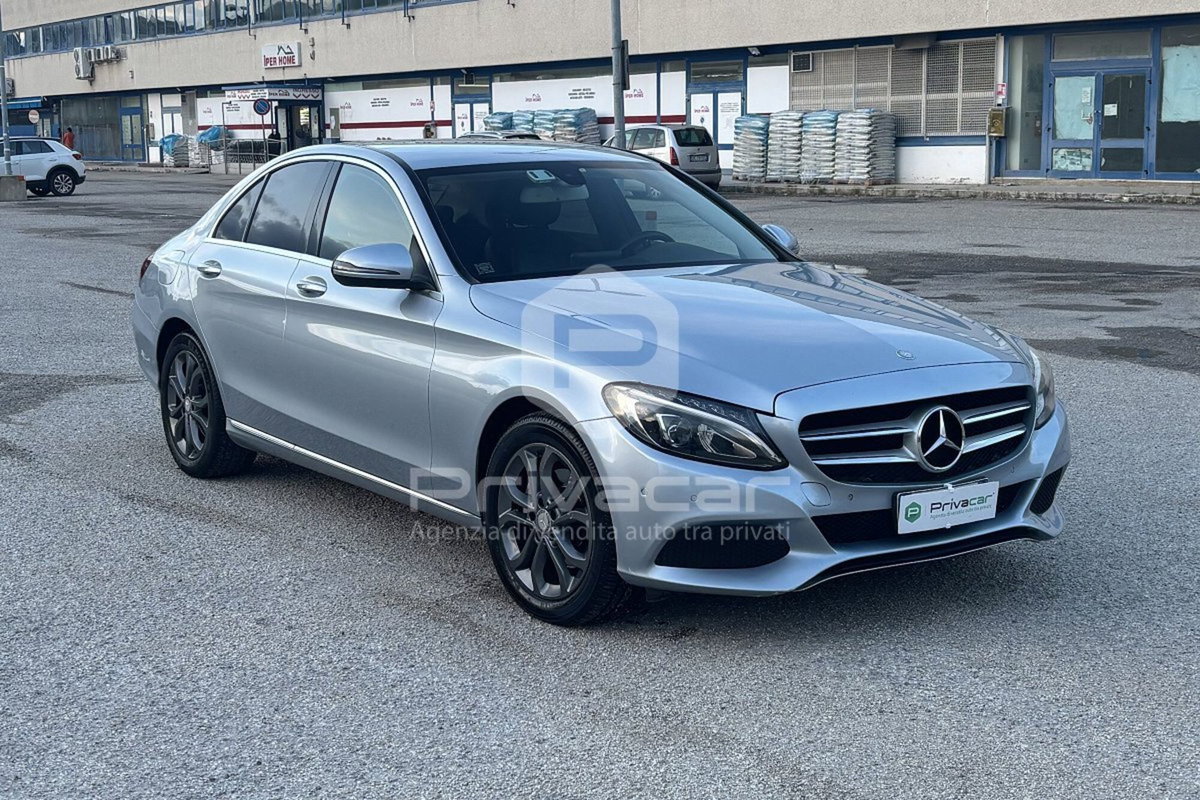 Mercedes-Benz Classe C 220 d 4Matic Auto Premium (3)