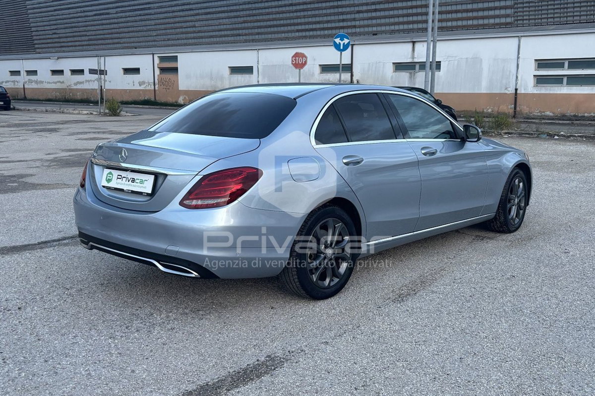 Mercedes-Benz Classe C 220 d 4Matic Auto Premium (5)