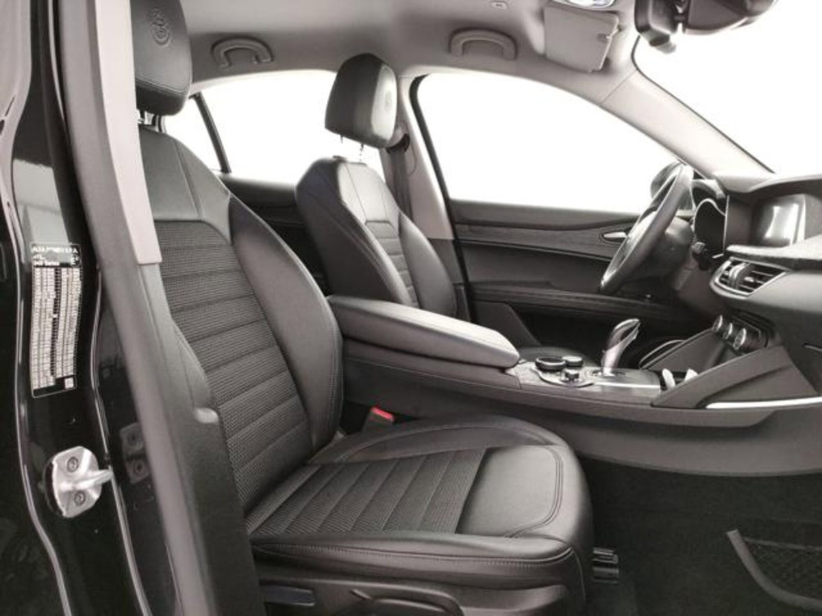 Alfa Romeo Stelvio Stelvio 2.2 Turbodiesel 210 CV AT8 Q4 Executive (7)