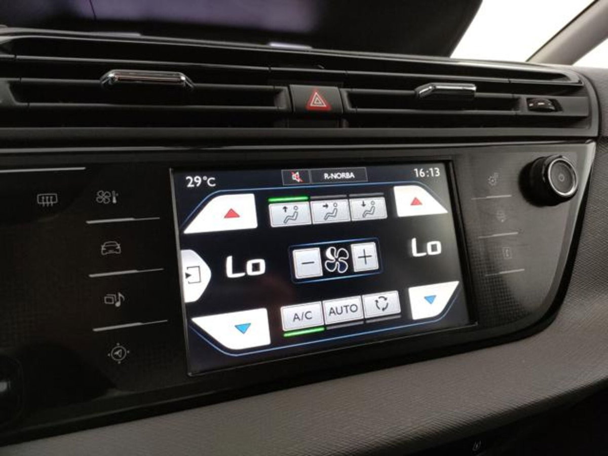 Citroen C4 Picasso BlueHDi 120 S&S Seduction (11)