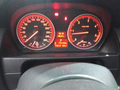 BMW X1 xDrive18d Futura (13)