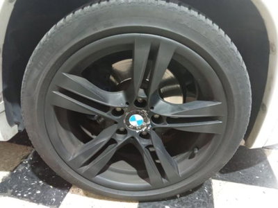 BMW X1 xDrive18d Futura (9)