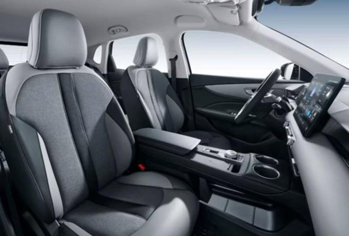 Mg HS HS 1.5T-GDI Luxury (2)
