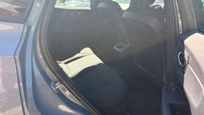 Volvo XC60 B4 (d) AWD Geartronic Momentum N1 (19)
