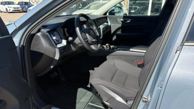 Volvo XC60 B4 (d) AWD Geartronic Momentum N1 (7)