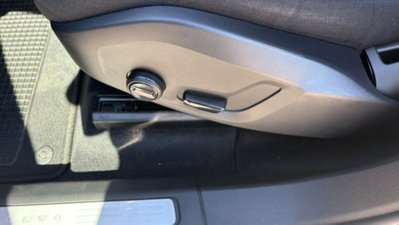 Volvo XC60 B4 (d) AWD Geartronic Momentum N1 (9)