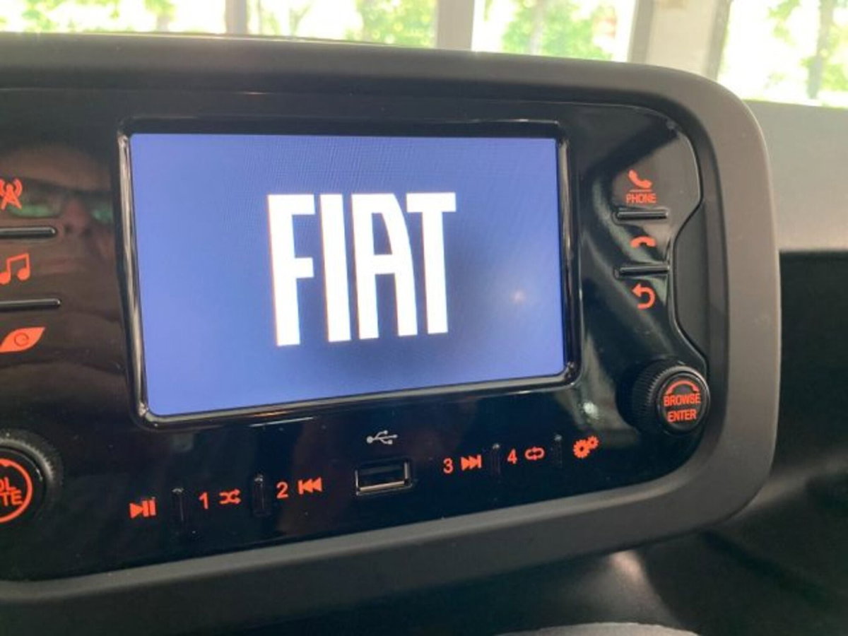Fiat Panda 1.0 firefly hybrid s&s 70cv (9)