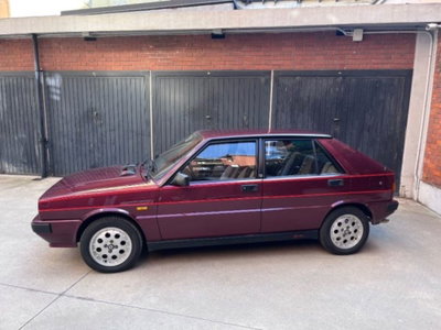 Lancia Delta turbo HF 4WD (3)