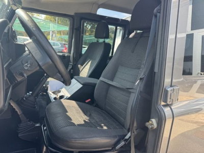 Land Rover Defender 110 2.4 TD4 Station Wagon SE (10)